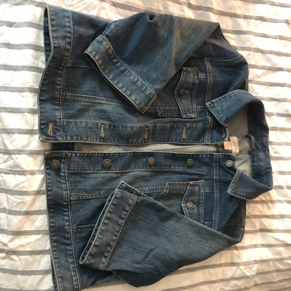Cropped Dark Wash Denim Jacket